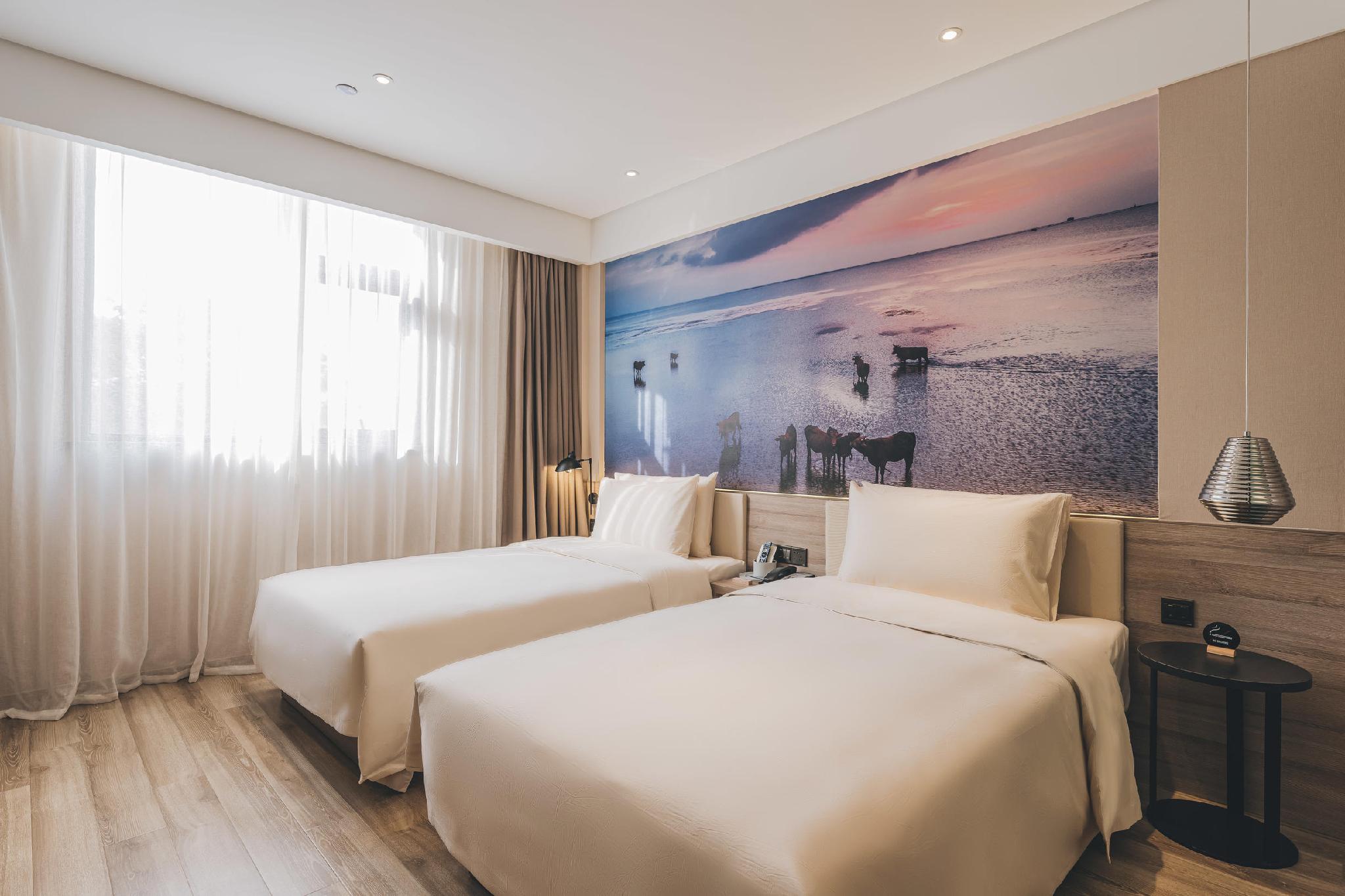 Superior, Twin Beds