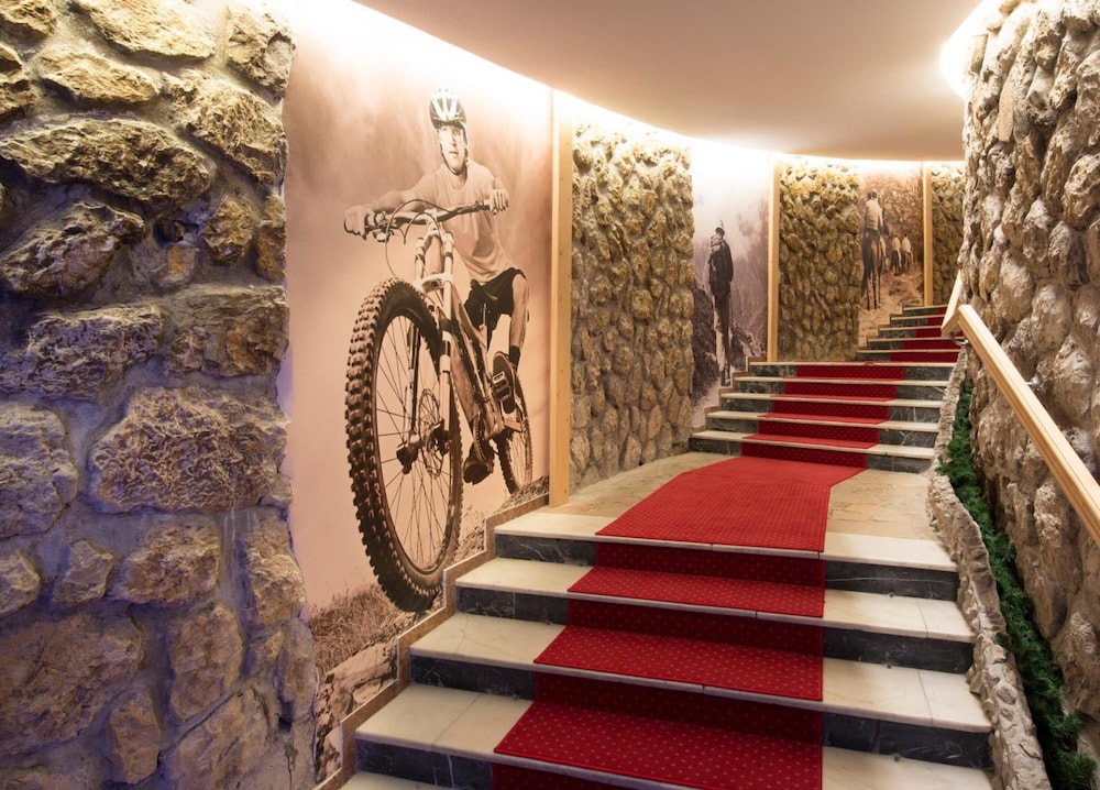 Ana Hotels Bradul Poiana Brasov 11/30