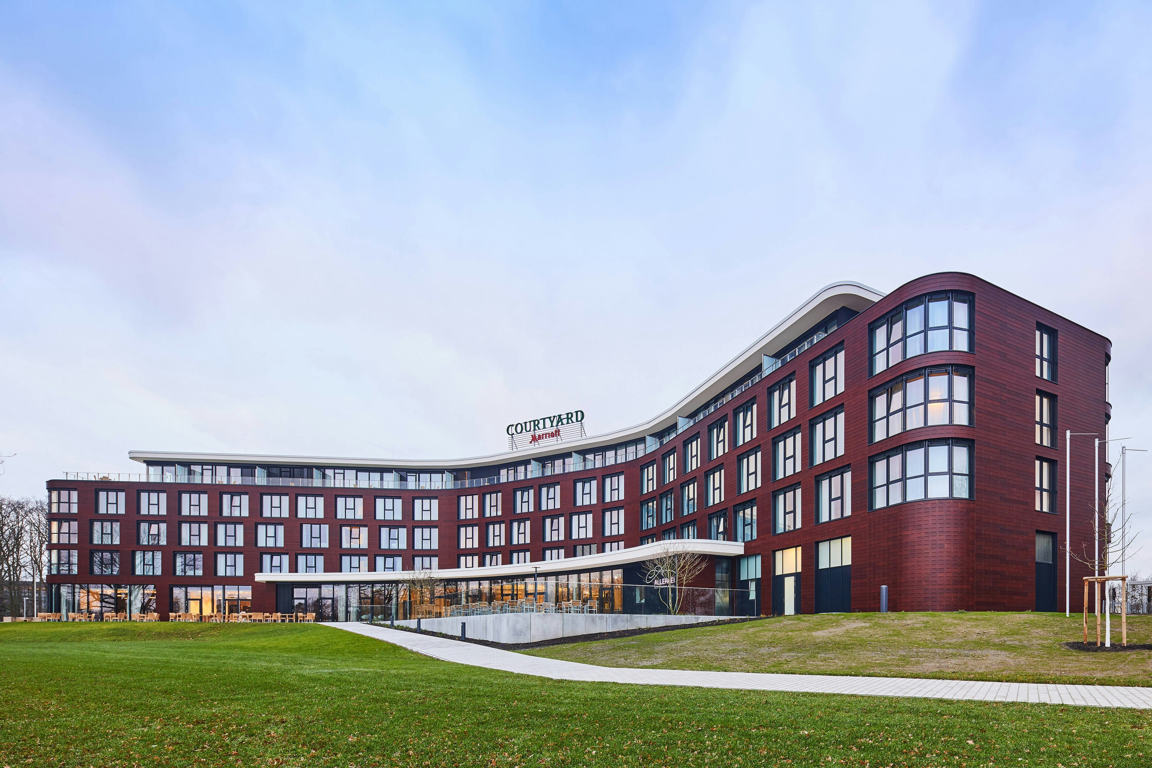 Courtyard Wolfsburg 2/57