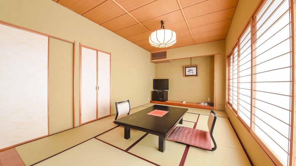 Hotel Hagoromo 15/50