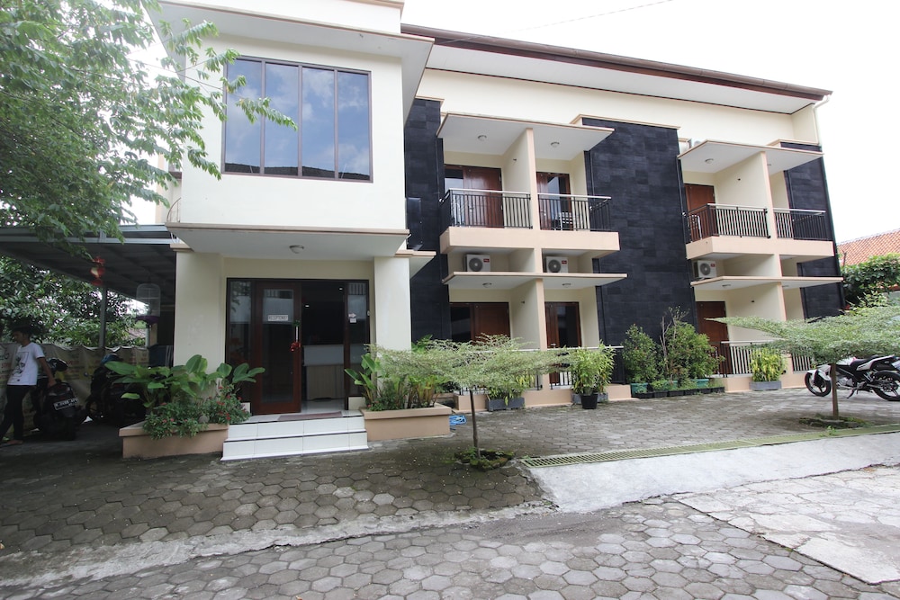 Reddoorz @ Turangga Sari 2/35