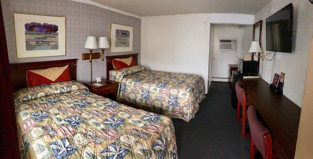 Economy Inn of Bloomington 12/28
