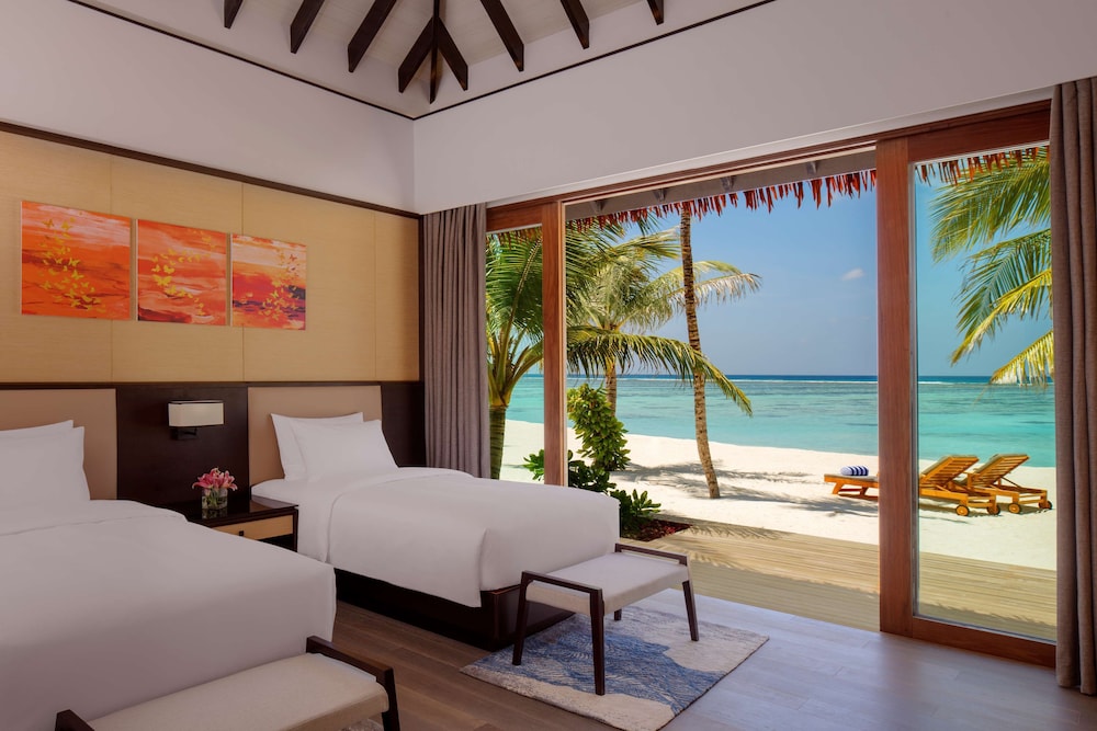 2 Bedrooms, Beach Villa, Sunset, King and Twin Beds, Private Pool, Lounge Access