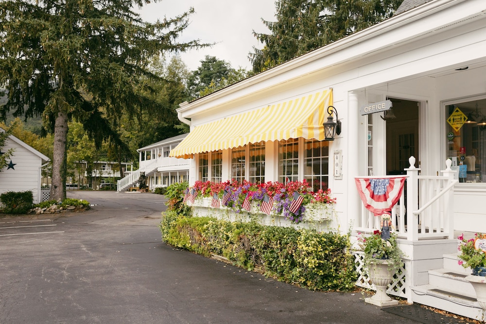 Admiral Motel 6/64