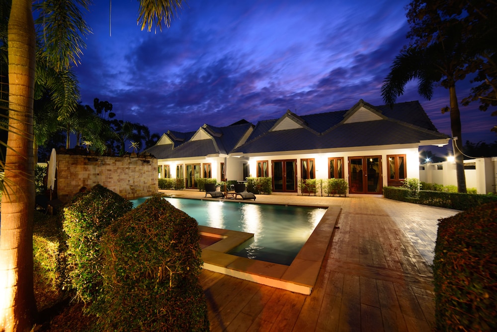 Rungnara Pool Villa in CHIANG MAI