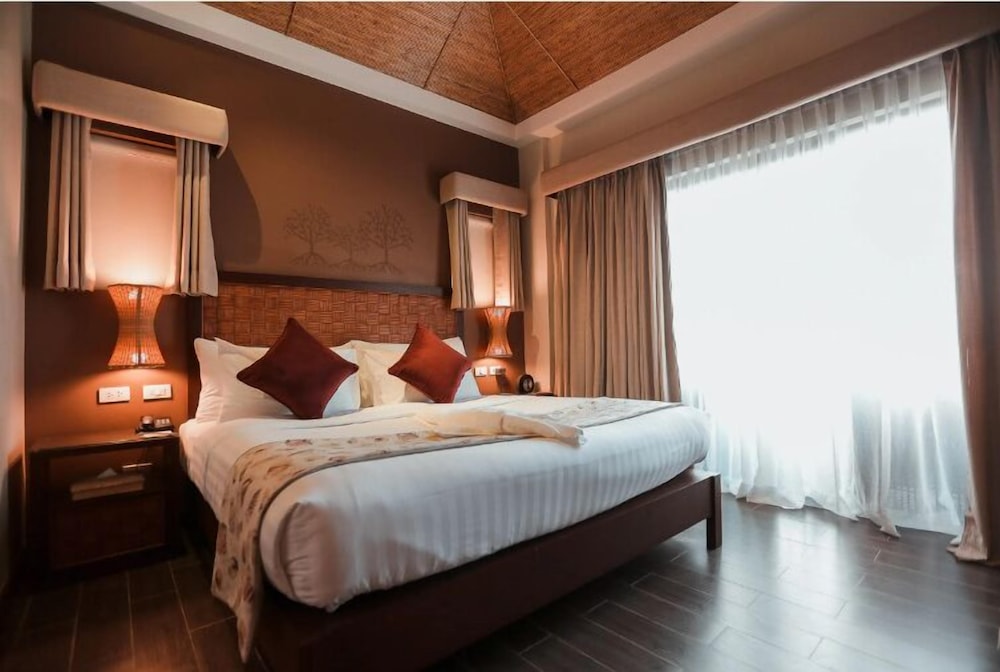 PRESIDENTIAL, SUITE