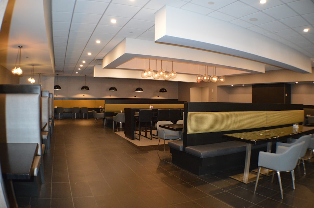 Wyndham Lancaster Resort and Convention Center 6/50