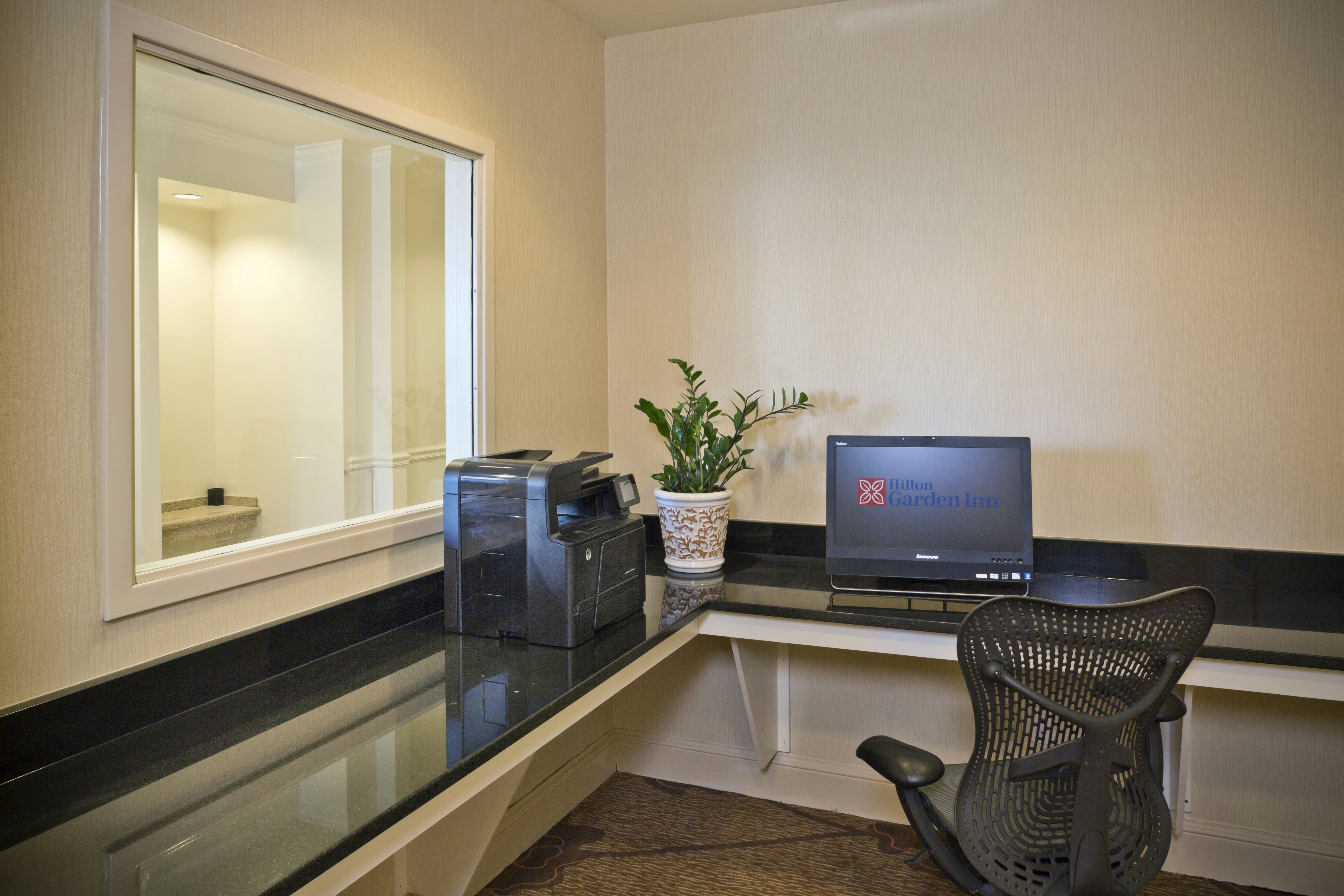 Hilton Garden Inn Baltimore/White Marsh 76/80