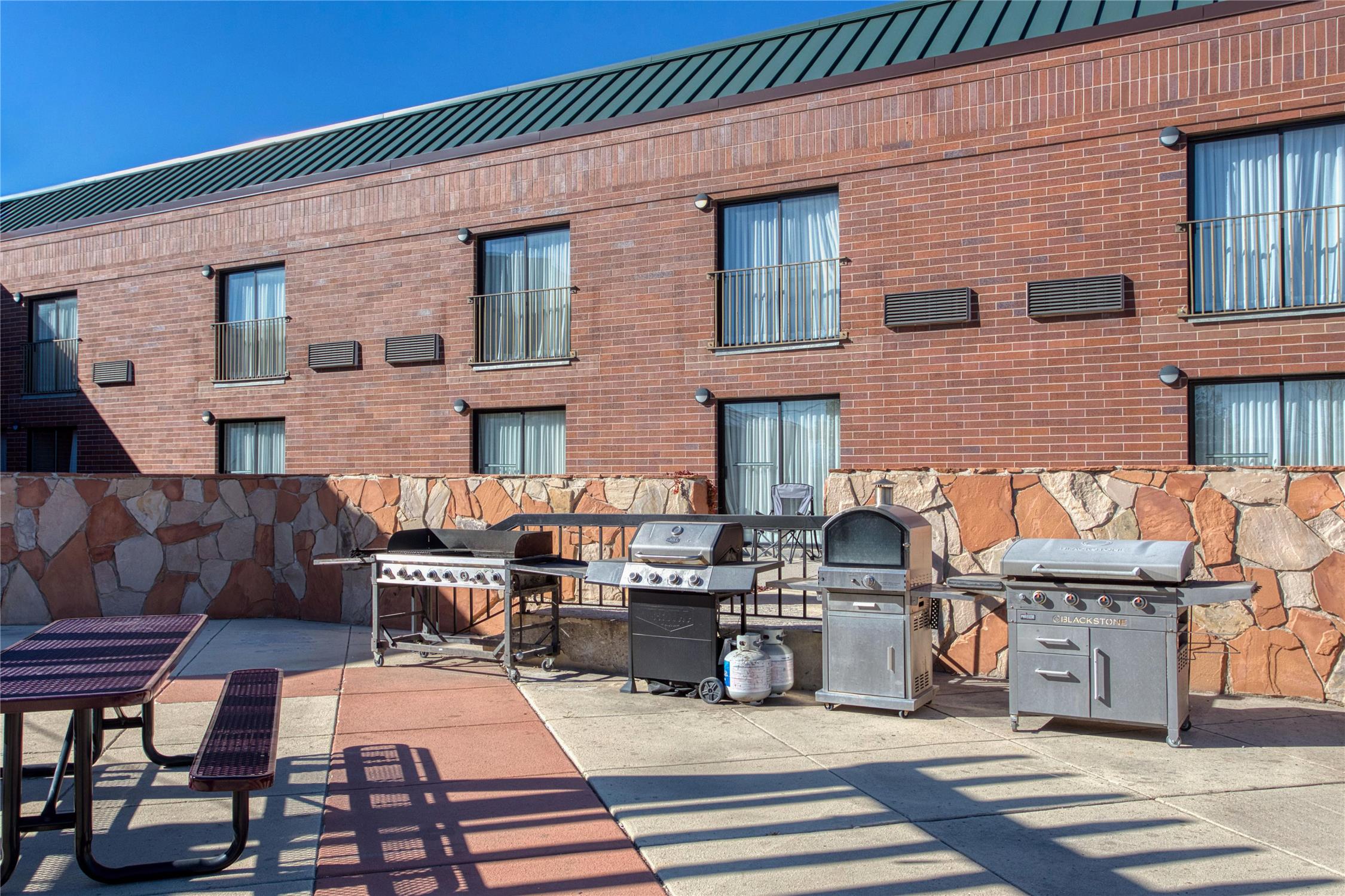 SureStay Plus Hotel by Best Western Price 27/28