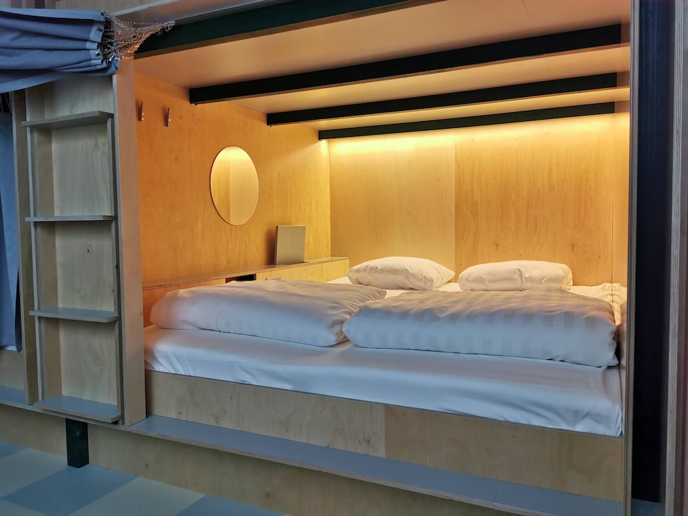 CAPSULE, DOUBLE BED, ACCESSIBLE