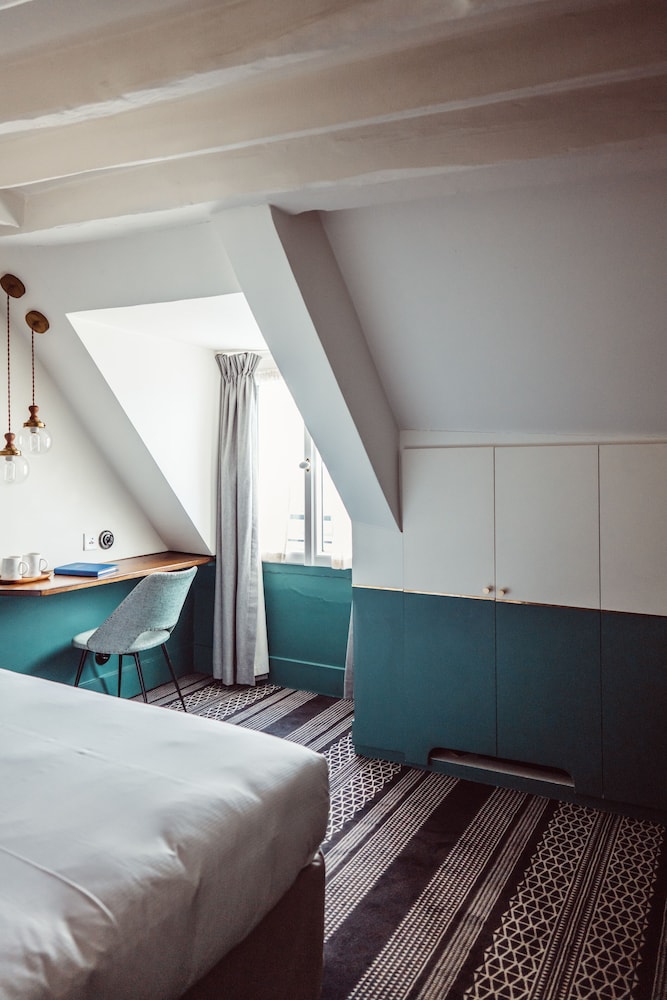 Hotel Panache 10/50