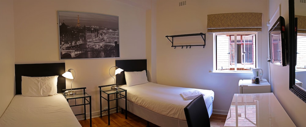 CITY CENTRE BUDGET HOTEL 6/35