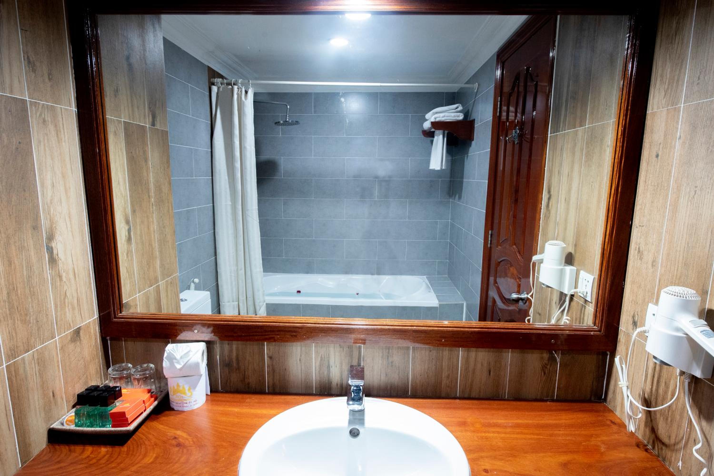 جناح عائلي، Royal Crown Hotel & Spa 6/7