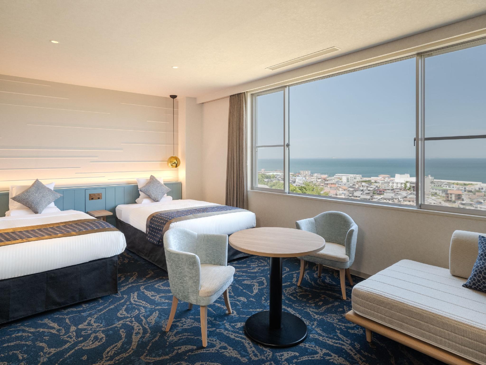 Universal, Ocean View, Private Bathroom