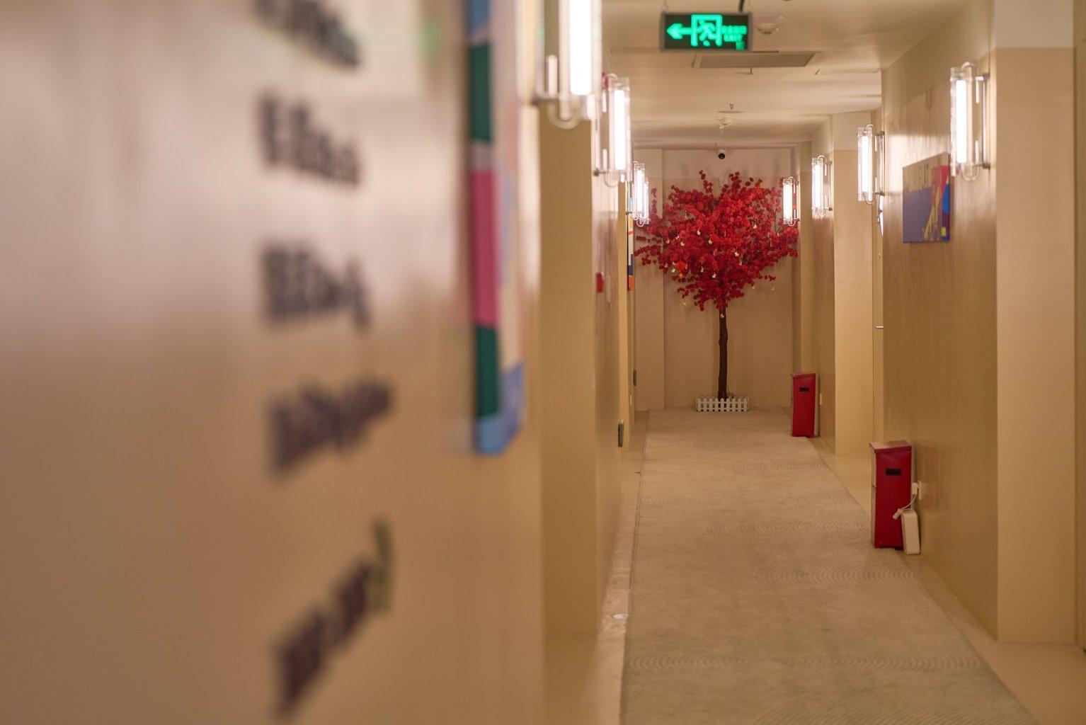 LAYFLAT HOTEL 13/31