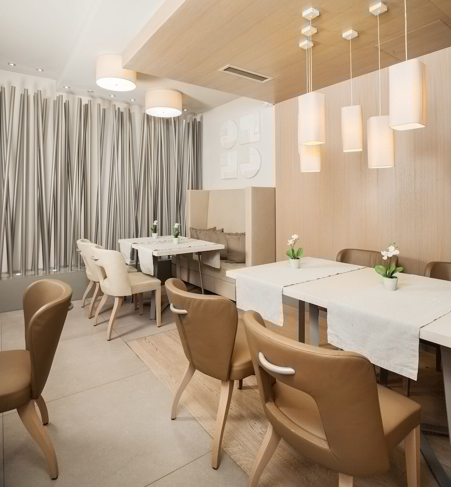 ART HOTEL KALELARGA 53/67