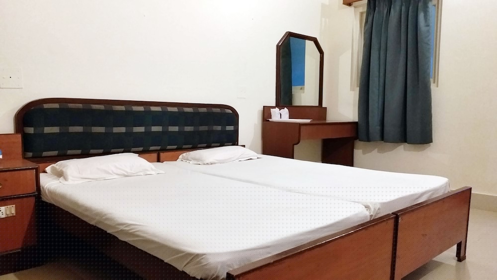 Hotel Samudra 28/50