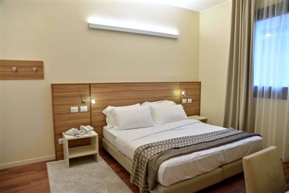 Hotel Forum 13/56