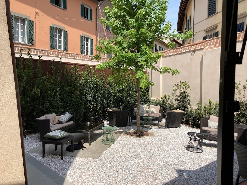 Palazzo Feroci 54/60