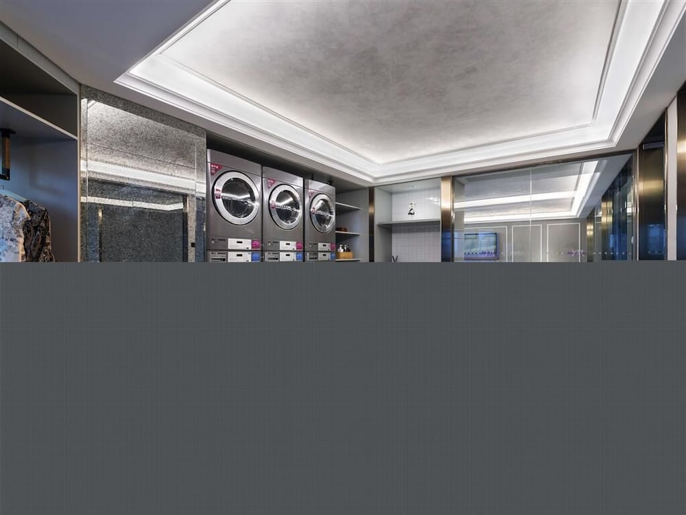 Mercure Nantong Downtown 59/65