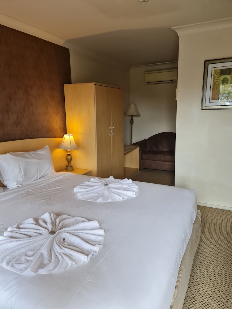غرفة بسريرين منفصلين، Country Plaza Motel Taree 8/10