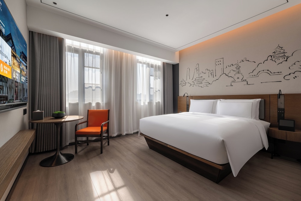 UrCove By Hyatt Yangzhou Dongguan Street 8/28