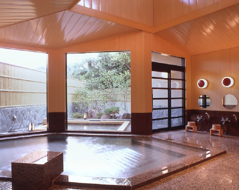 Hotel Shiraiwa 13/20
