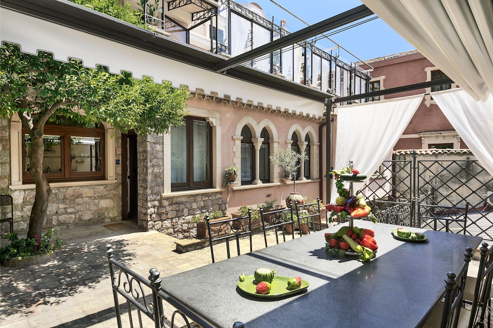 Relais 147 33/49