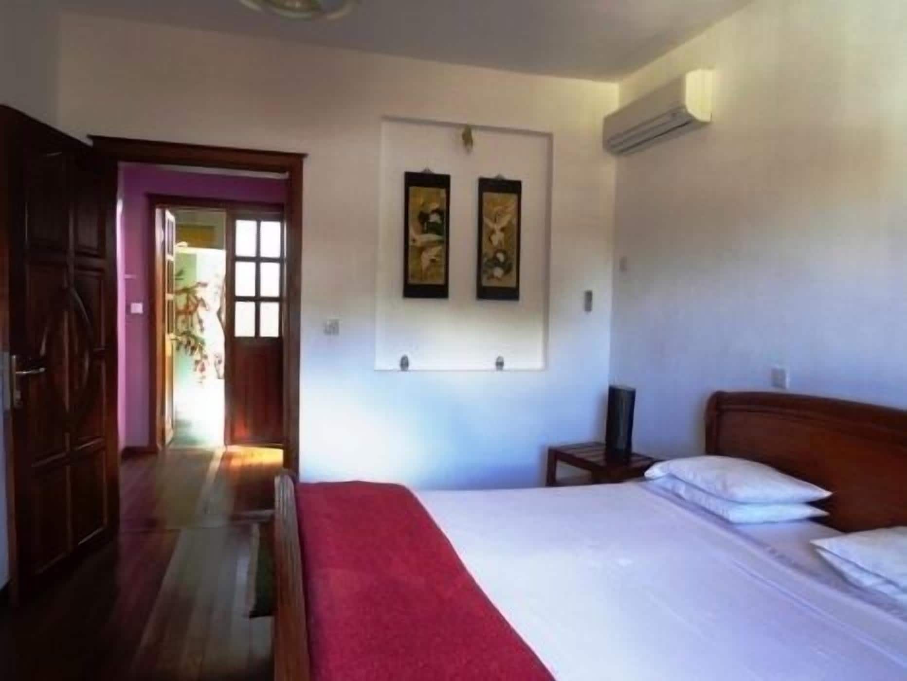 1 BEDROOM, APARTMENT, TERRACE