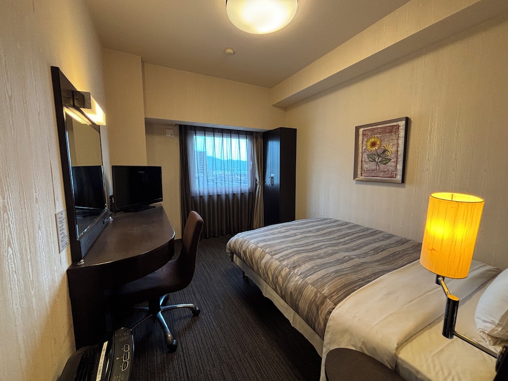 Hotel Route-Inn Tokuyama Ekimae 18/46