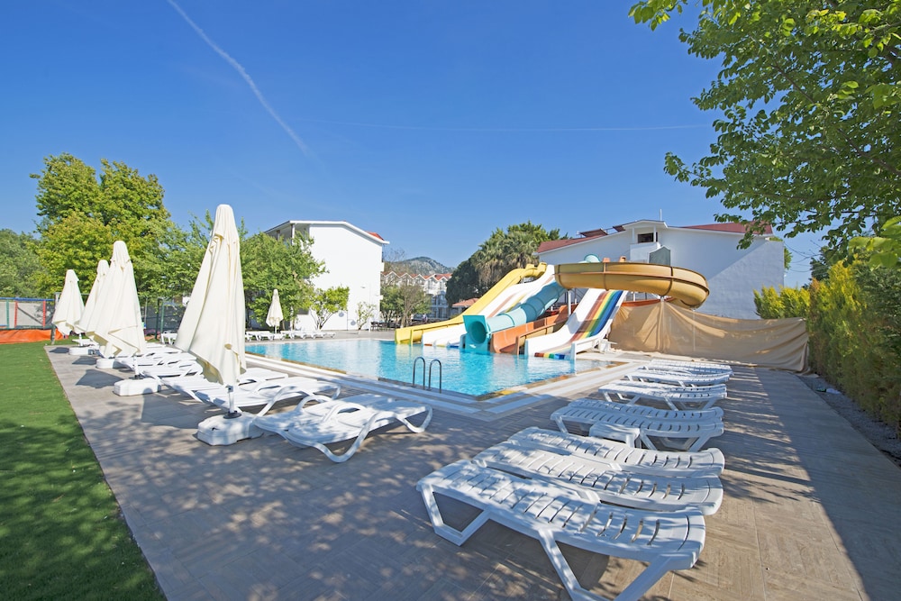 Grand Emir Hotel & SPA 12/85