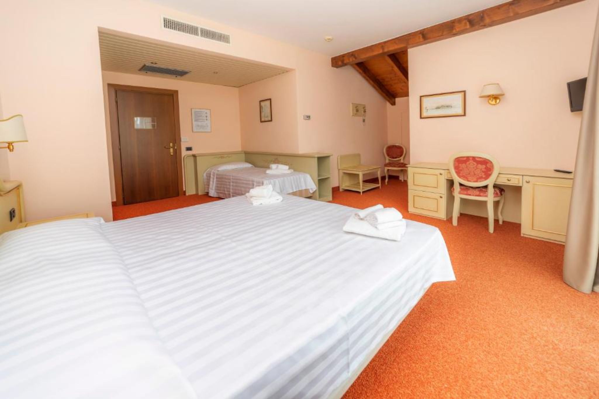 غرفة قياسية ثلاثية، Hotel Della Torre 2/3
