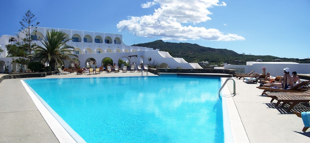 Cossyra Hotel 46/50