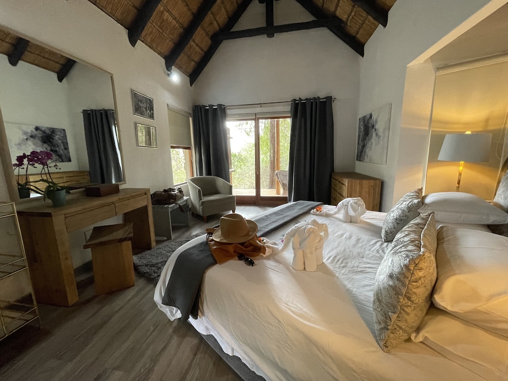 Kuname Lodge 15/74