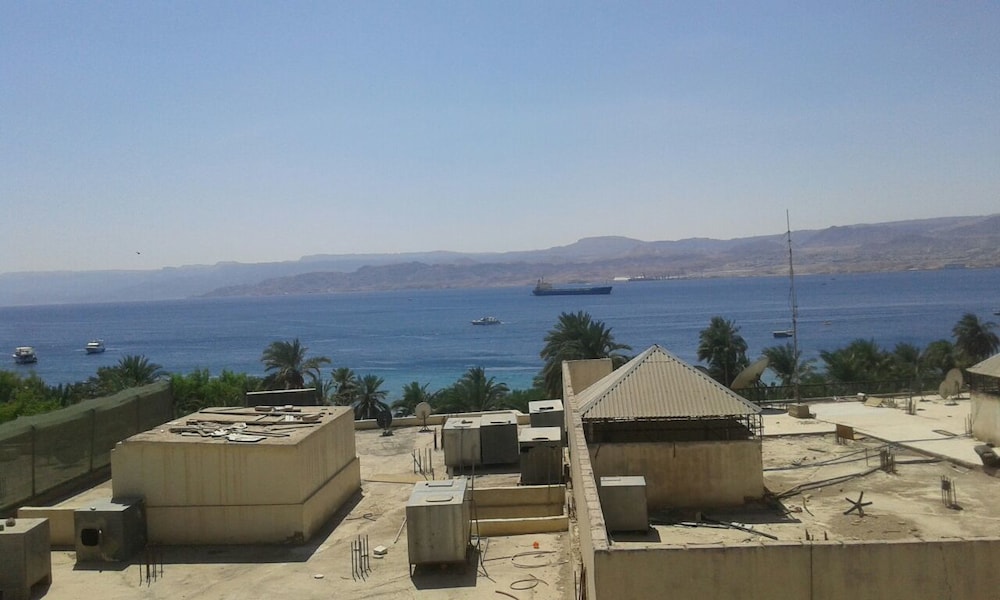 Sea Beach Hotel 43/44