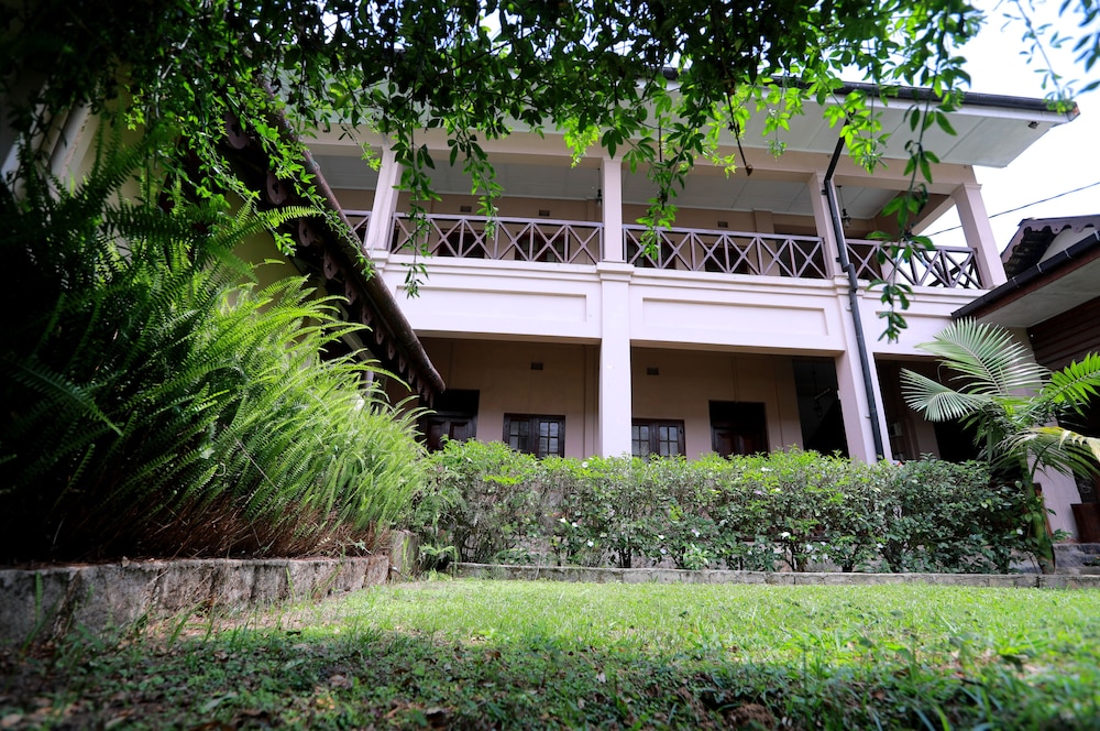 Bandarawela 64/64