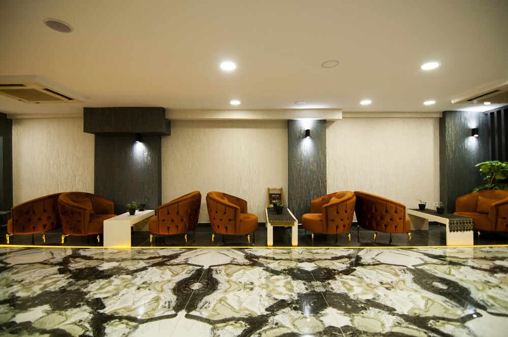Vali Konak Hotel 46/65