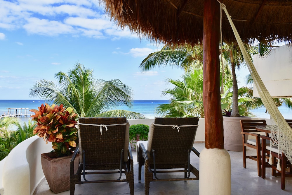 Playa Palms Hotel 45/69