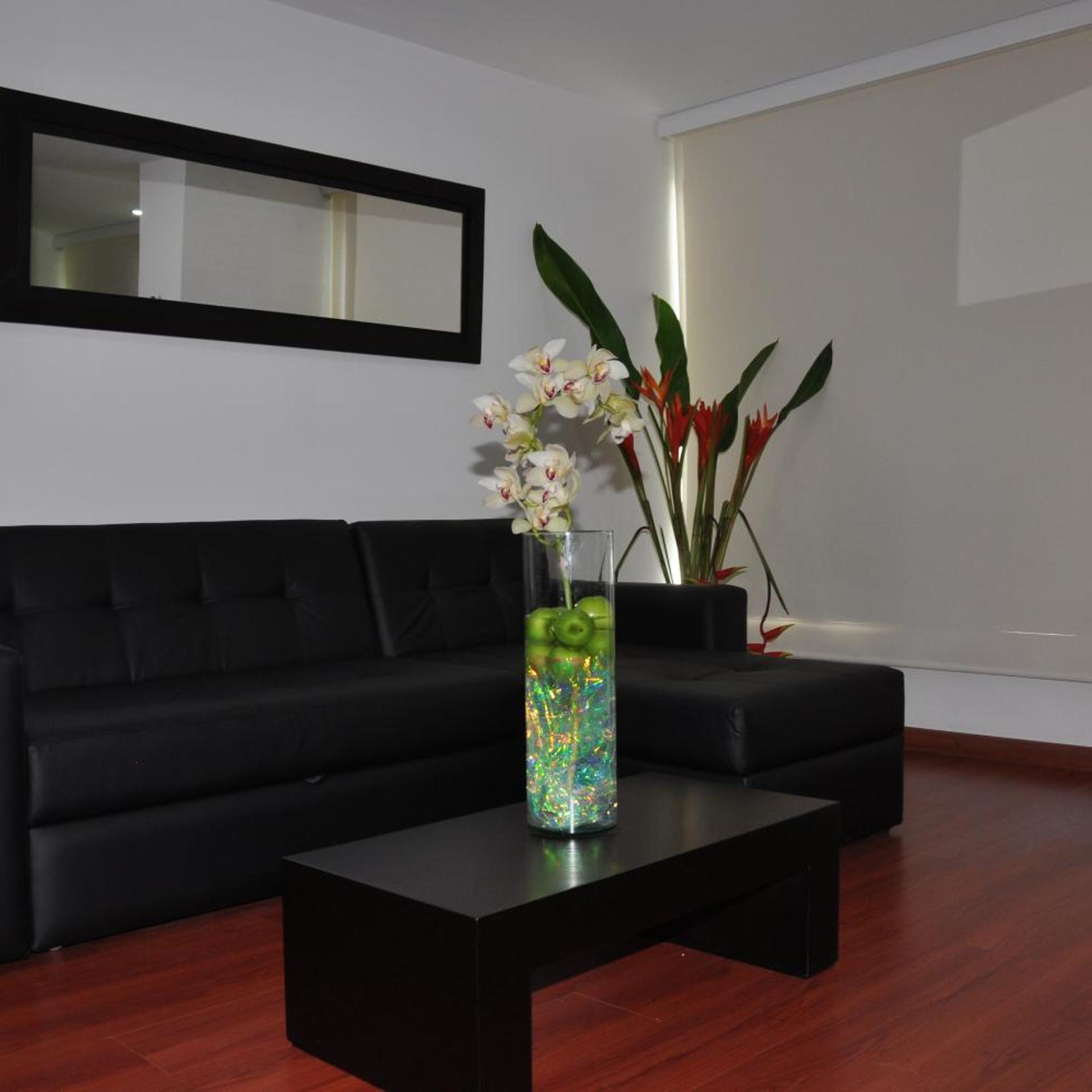 Apartasuites Plaza Modelia 24/40