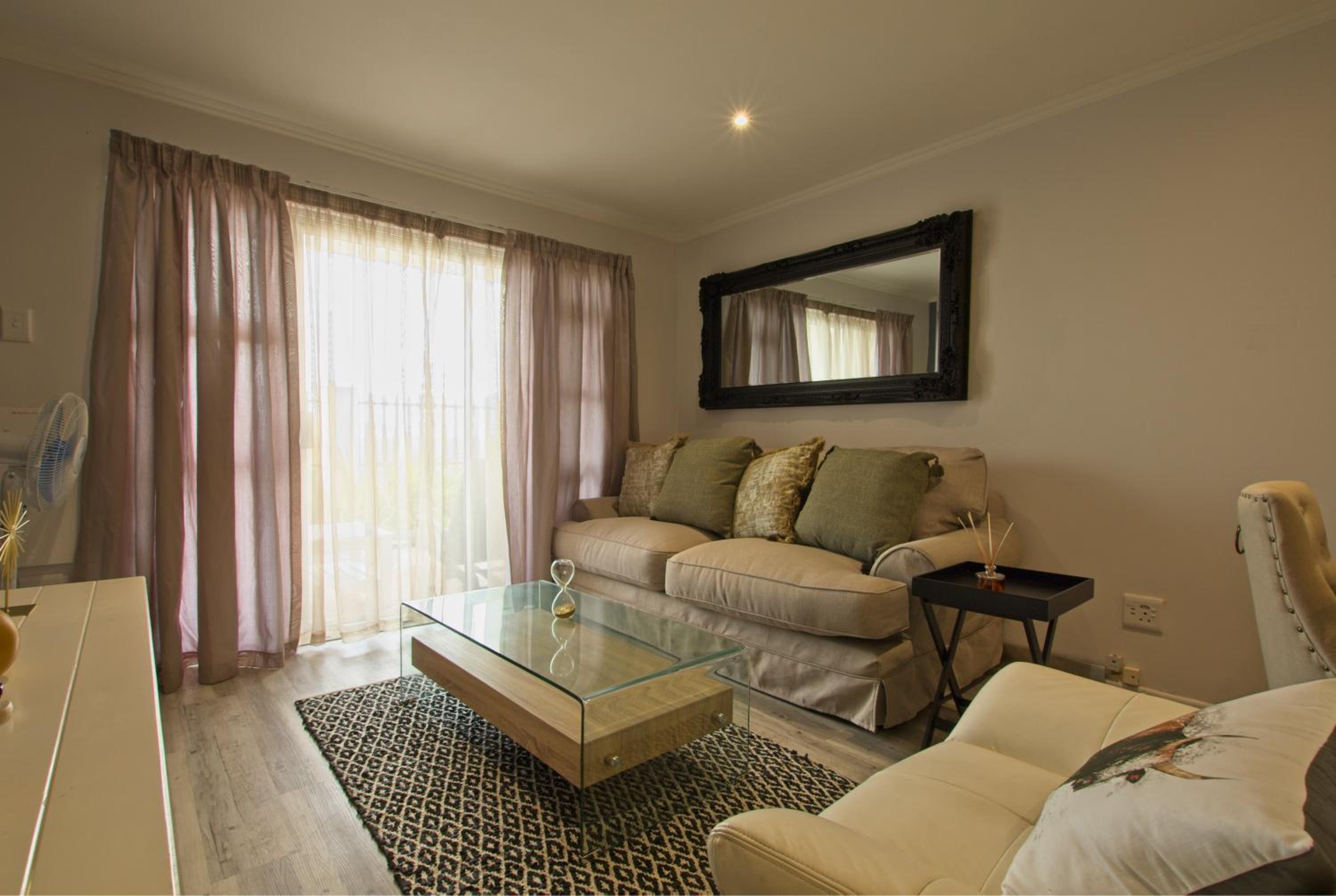 Modern Seaview Apartment 27/50