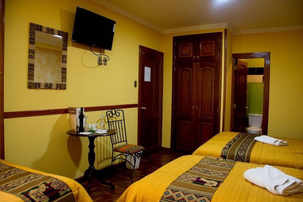 Las Brisas Hotel 36/50