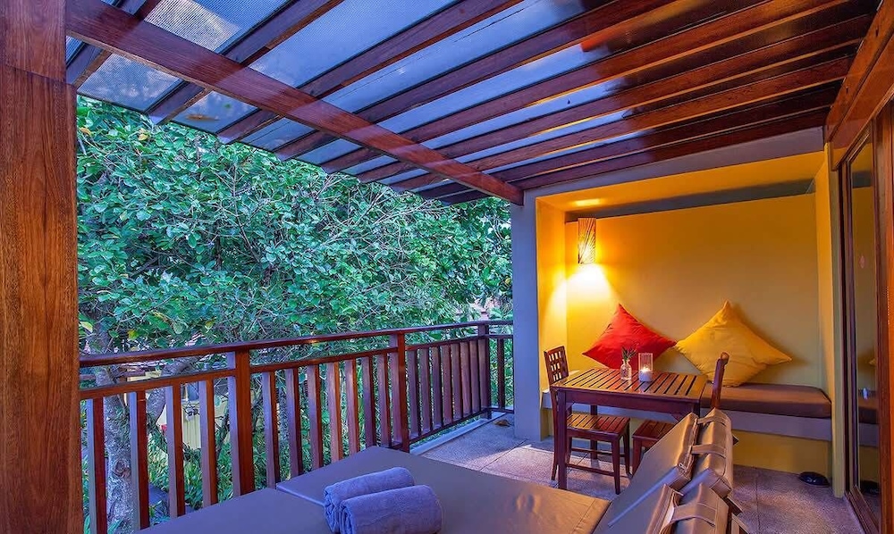 Chongfah Beach Resort Khao Lak 40/62