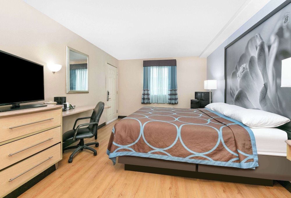 ROOM, KING BED, ACCESSIBLE