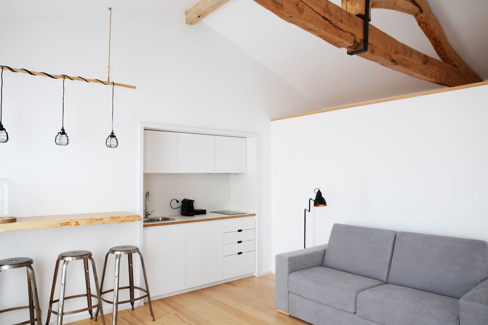 SAPIENTIA BOUTIQUE HOTEL 49/73