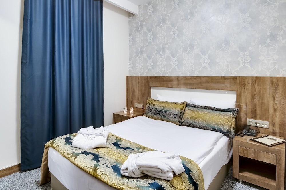 Park Yalcin Hotel 10/23