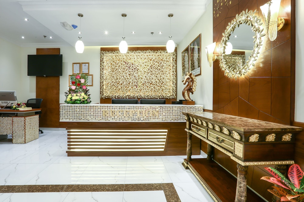 La Villa Suites Hotel 8/48