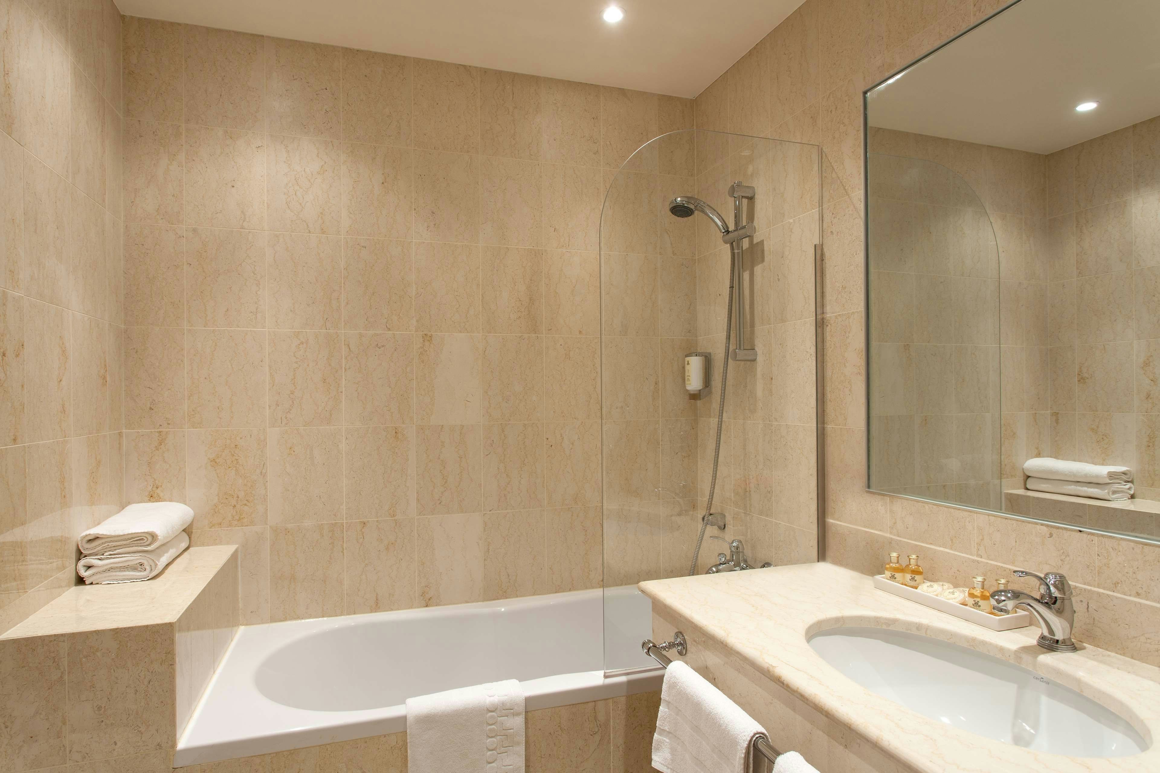 Grand Hotel Moderne 23/26