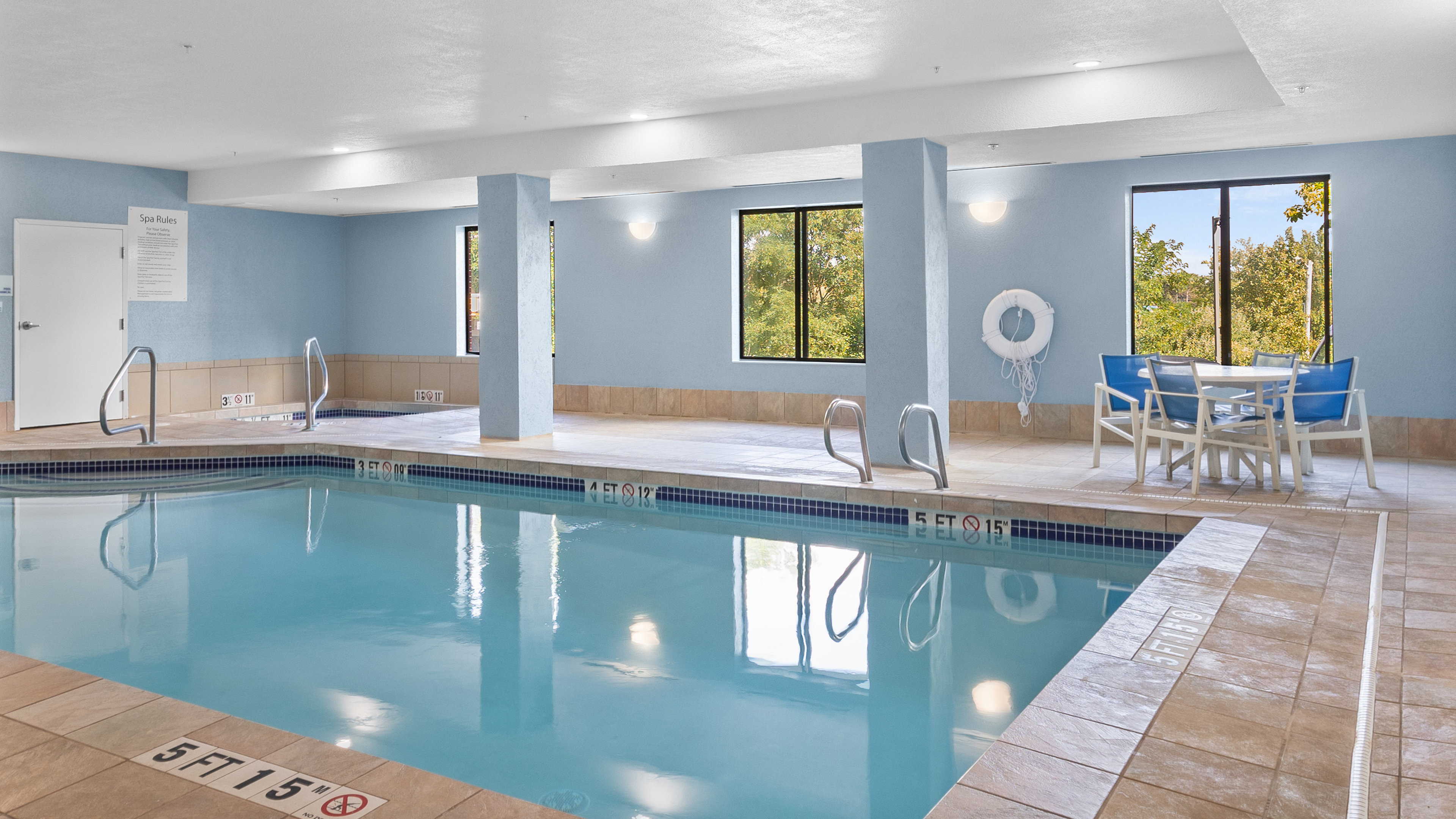 Holiday Inn Express Hotel And Suites Manchester Airport 39/72