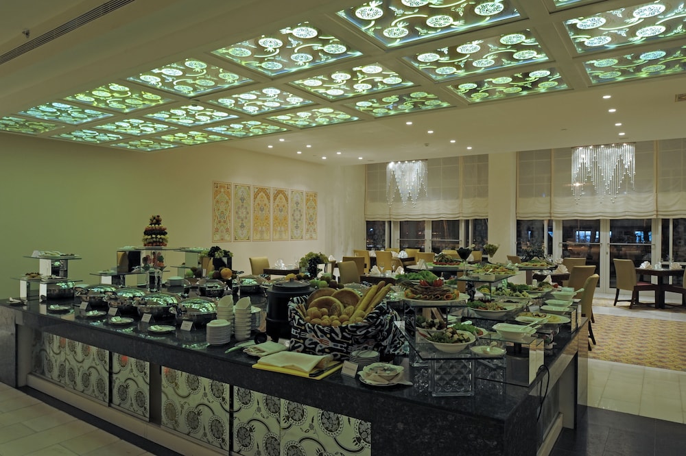 DUSHANBE SERENA HOTEL 50/70