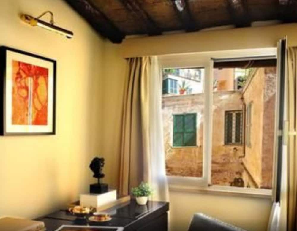 Nerva Boutique Hotel 53/72